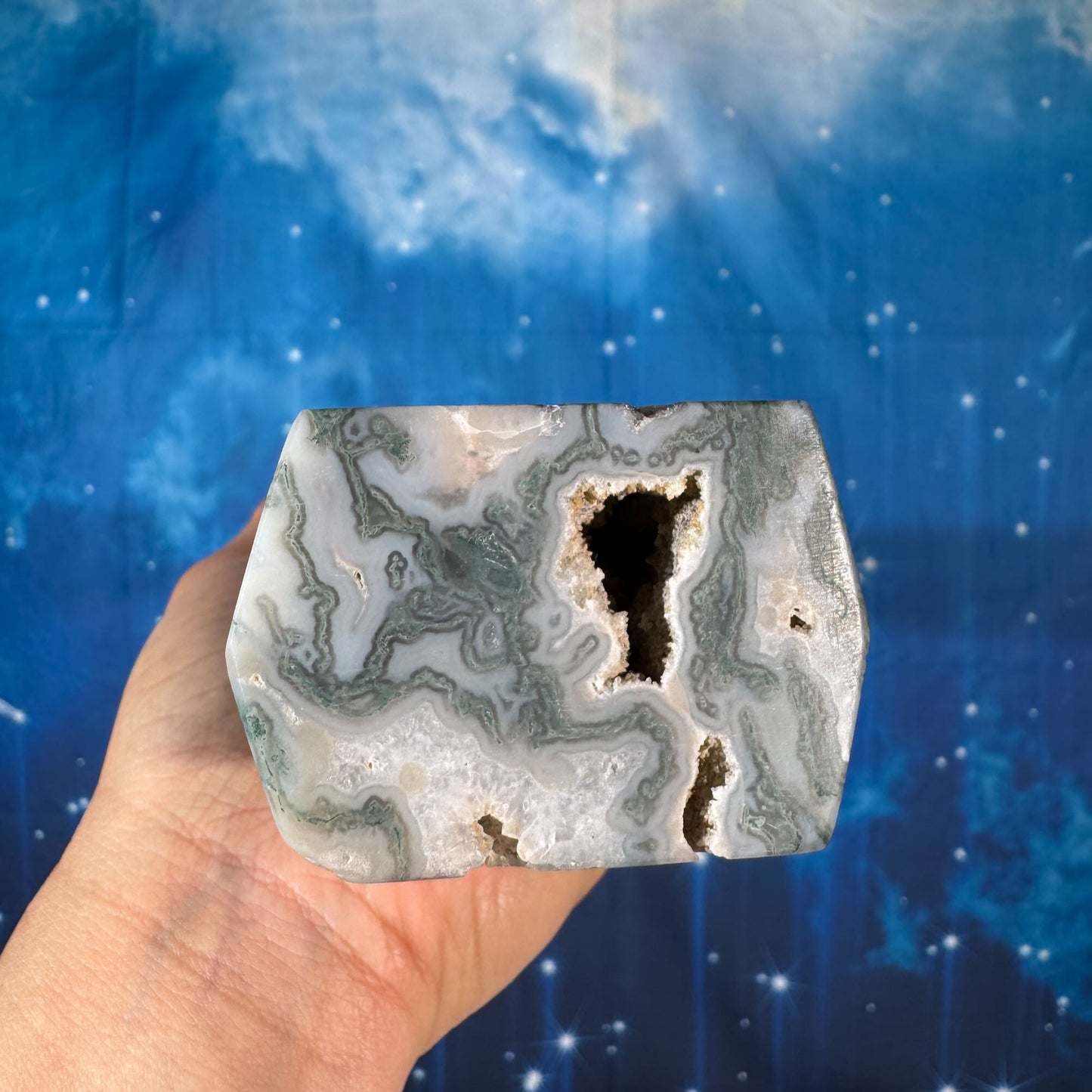 Moss Agate Tower – 1.534 kg