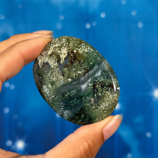 Moss Agate Flat Palmstone – 0.032 kg