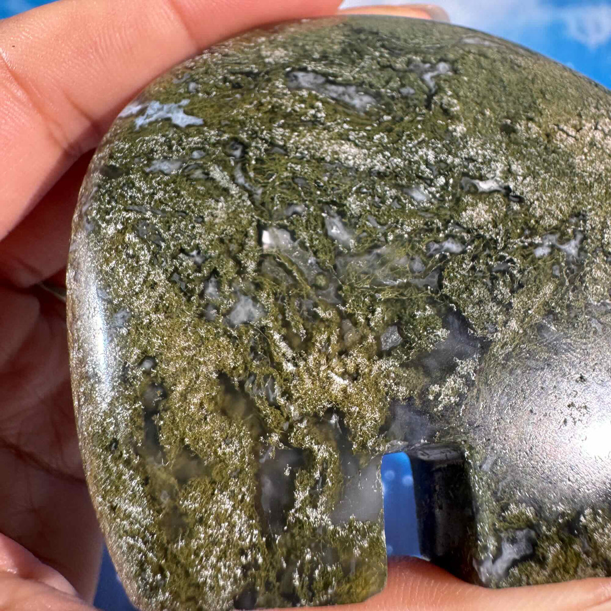 Moss Agate Bear – 0.162 kg
