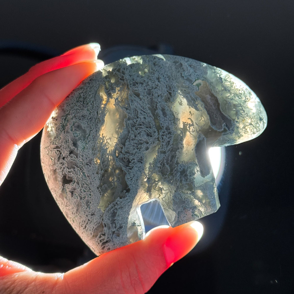 Moss Agate Bear – 0.147 kg