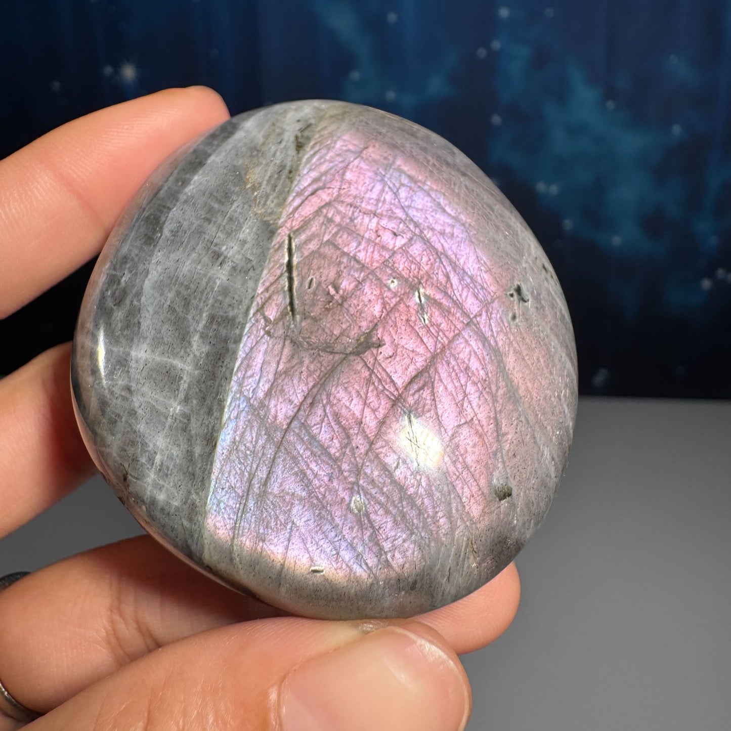 Labradorite palm stone