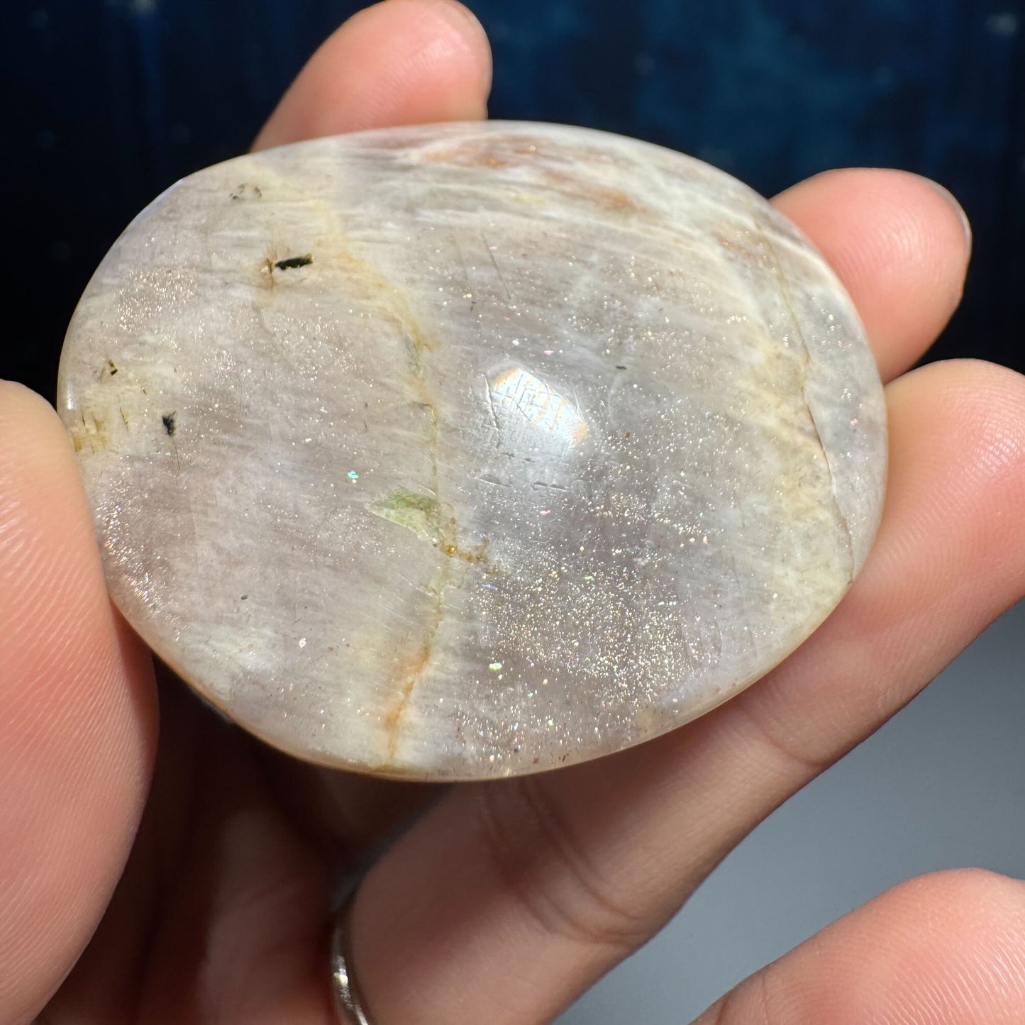 Belomorite palm stone | Russian Moonstone