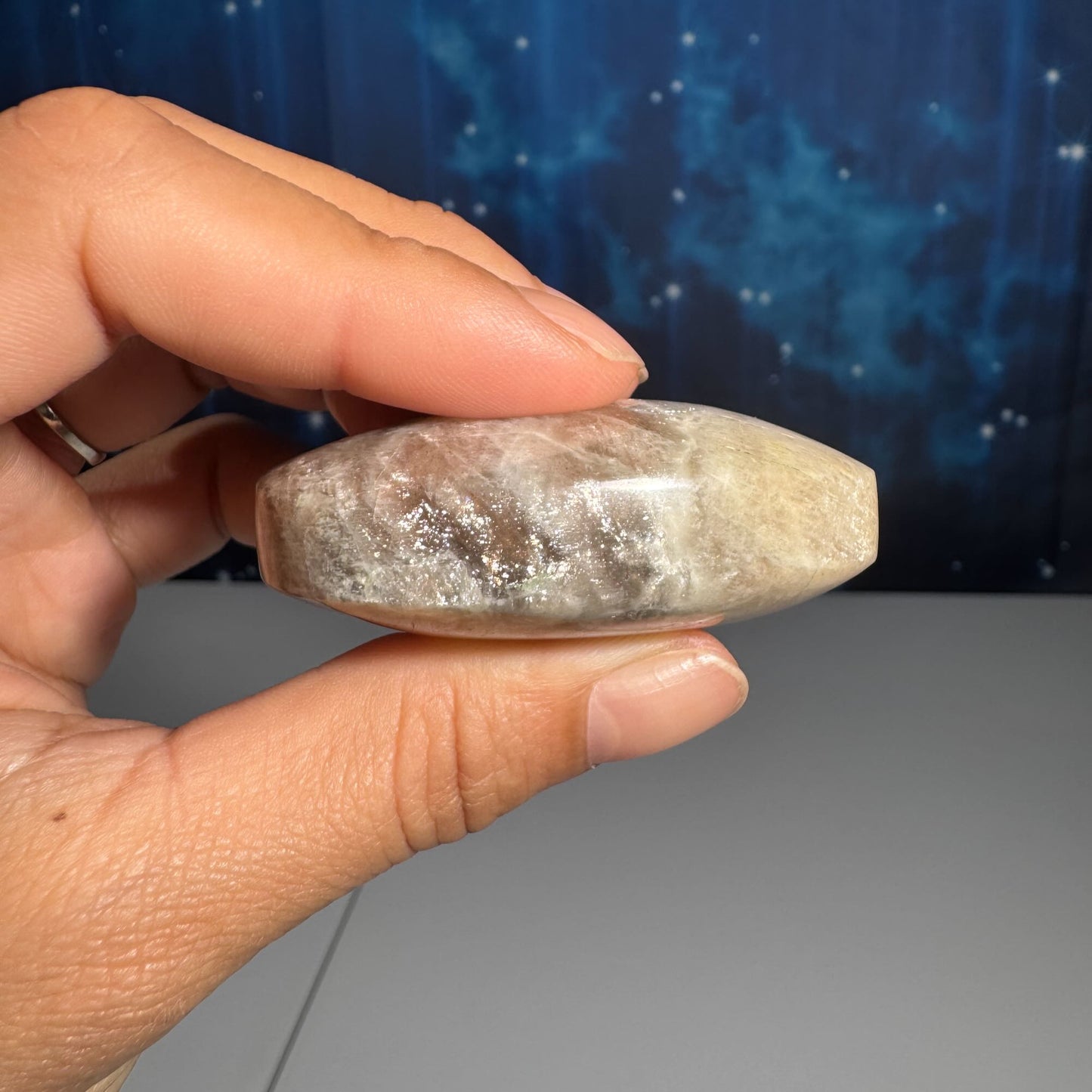 Belomorite palm stone | Russian Moonstone