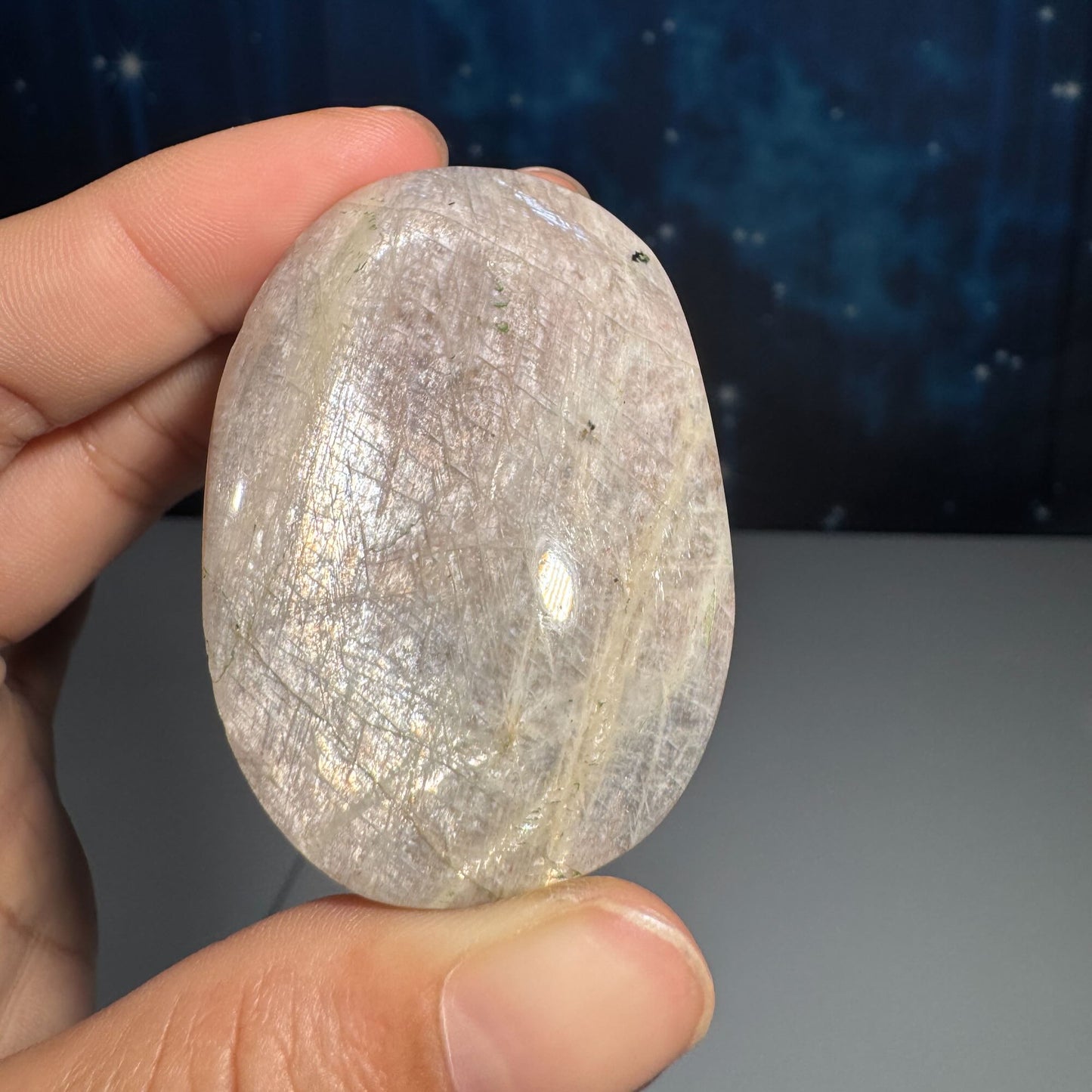 Belomorite palm stone | Russian Moonstone