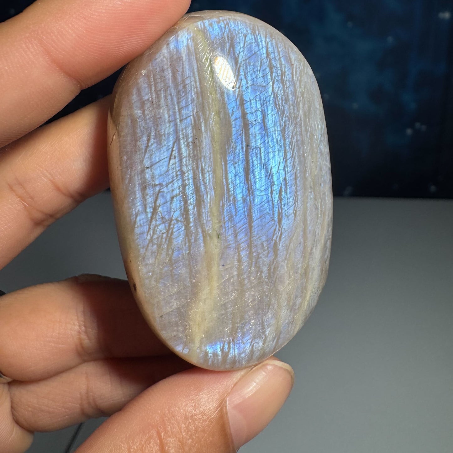 Belomorite palm stone | Russian Moonstone