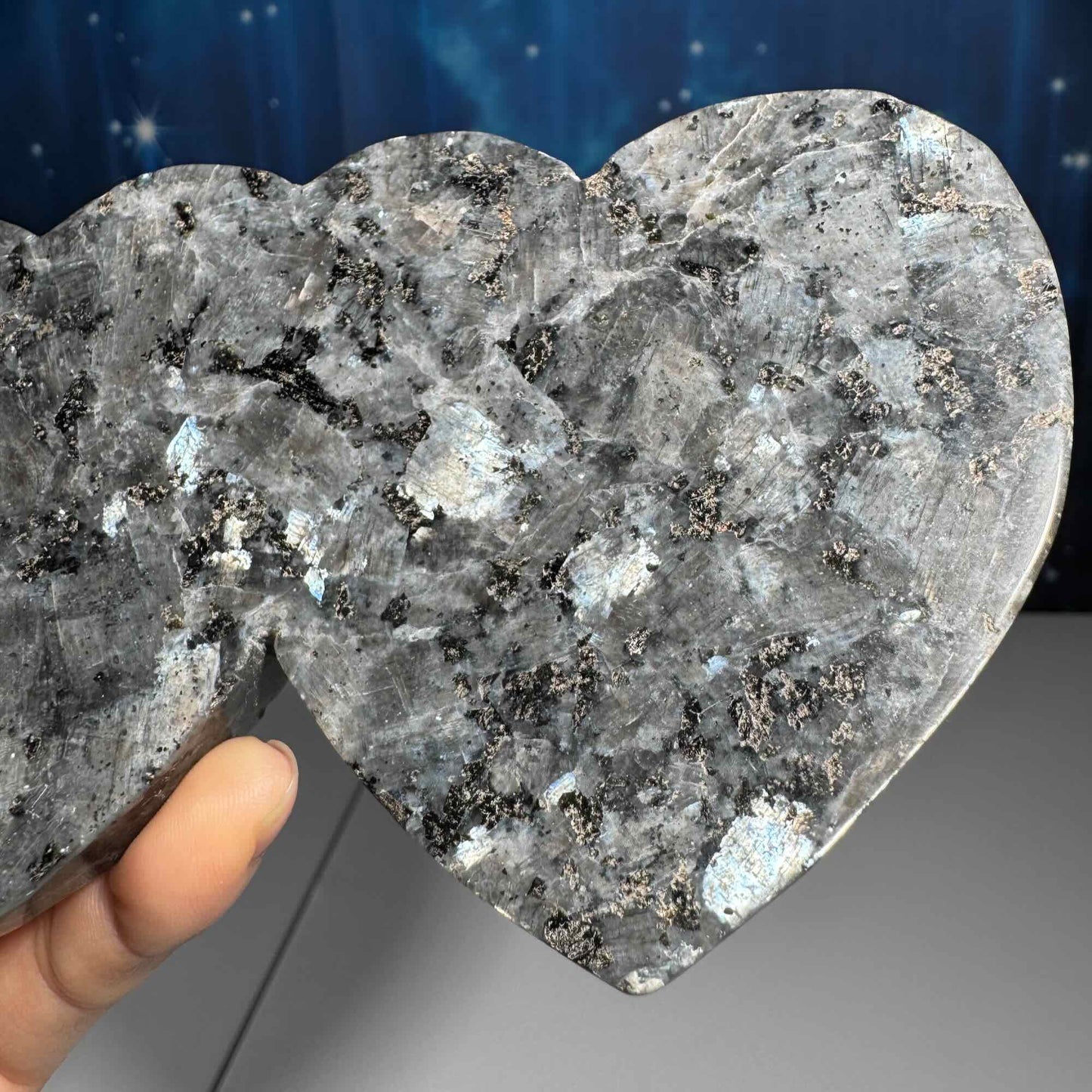 Larvikite double heart