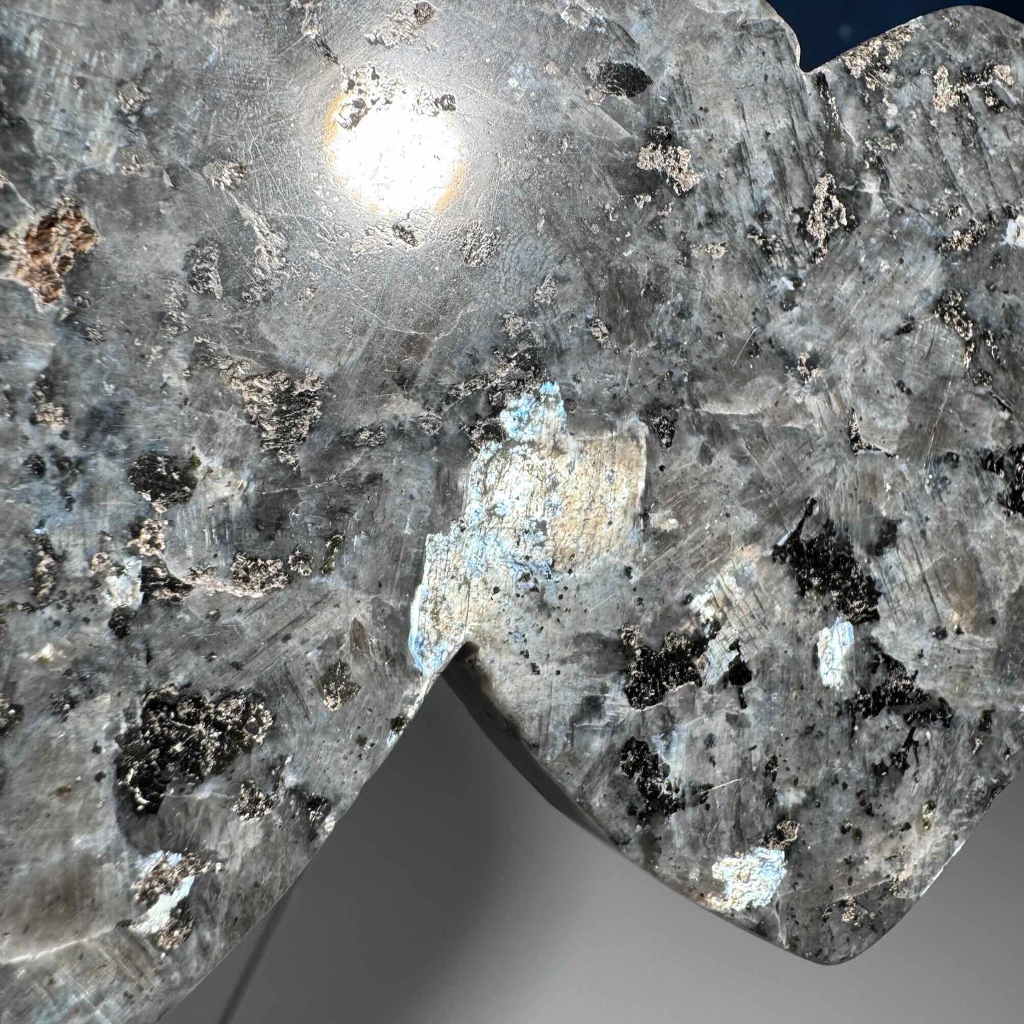 Larvikite double heart