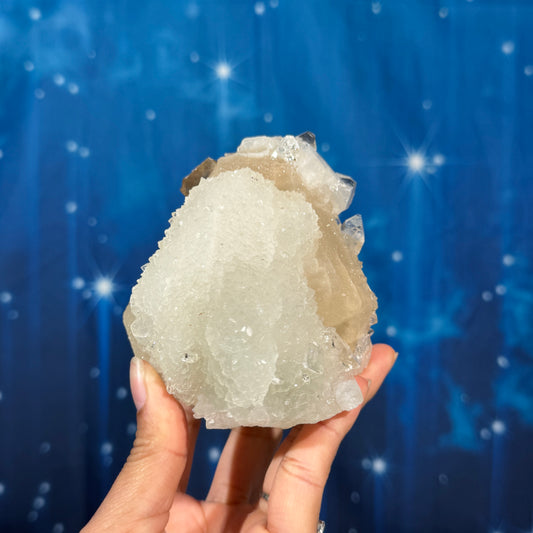 Apophyllite with Calcite – 0.666 kg