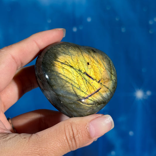 Labradorite Heart – 0.153 kg