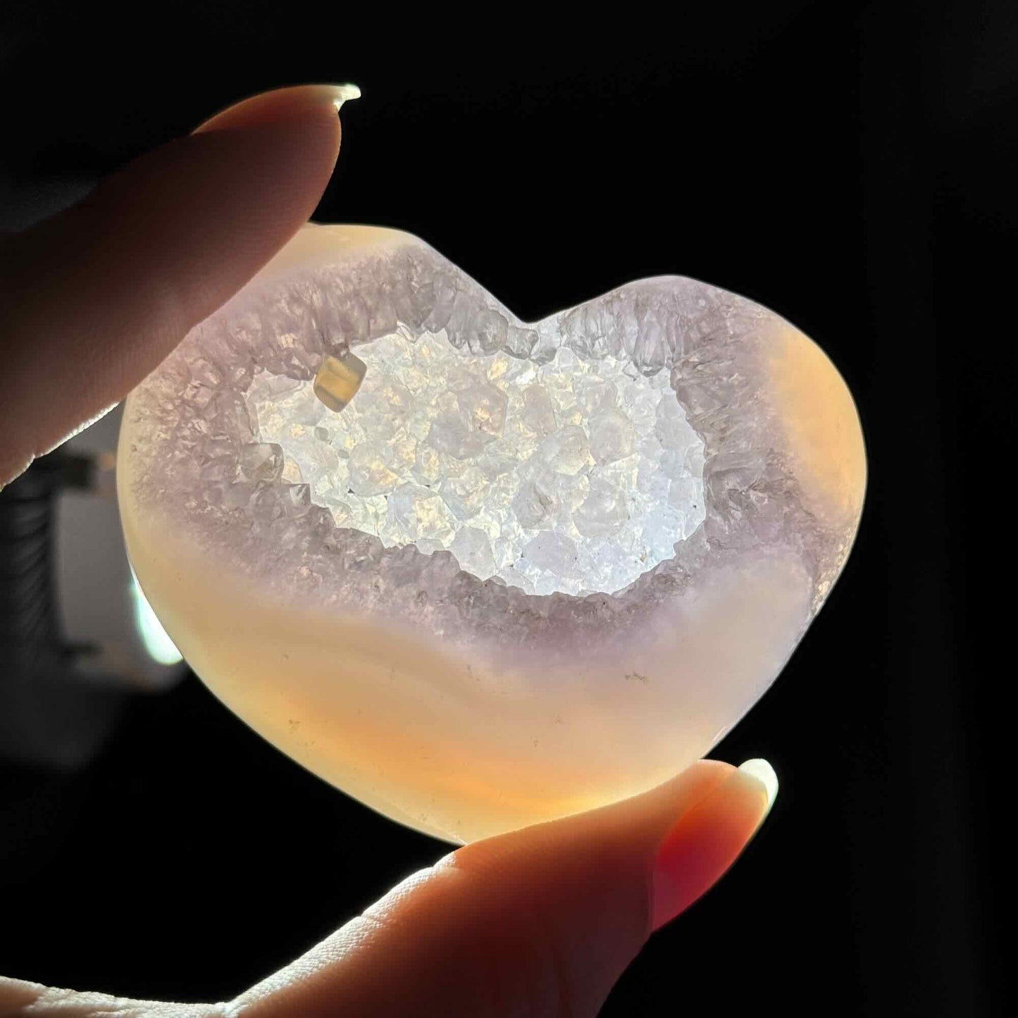 Druzy Agate Heart with Calcite – 0.077 kg