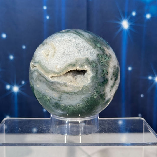 Moss Agate Sphere – 0.777 kg
