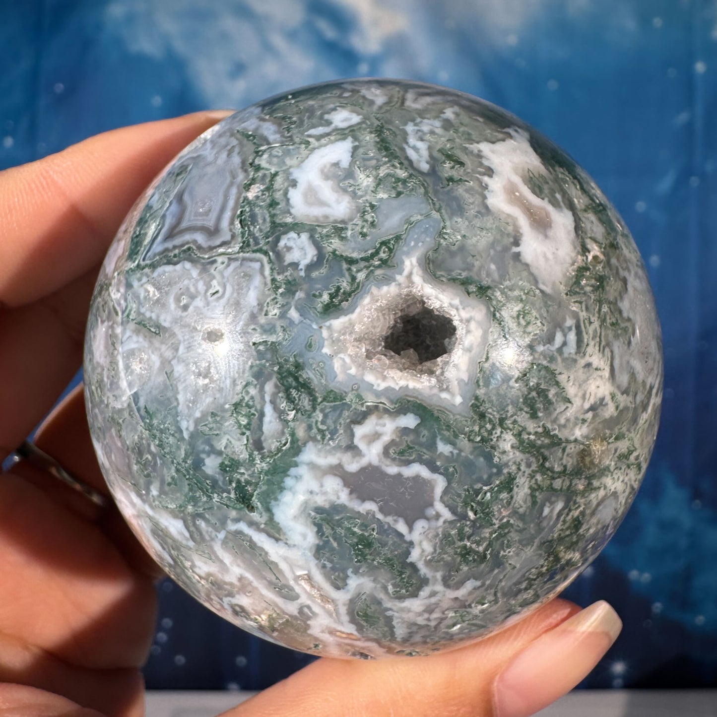 Moss Agate Sphere – 0.420 kg
