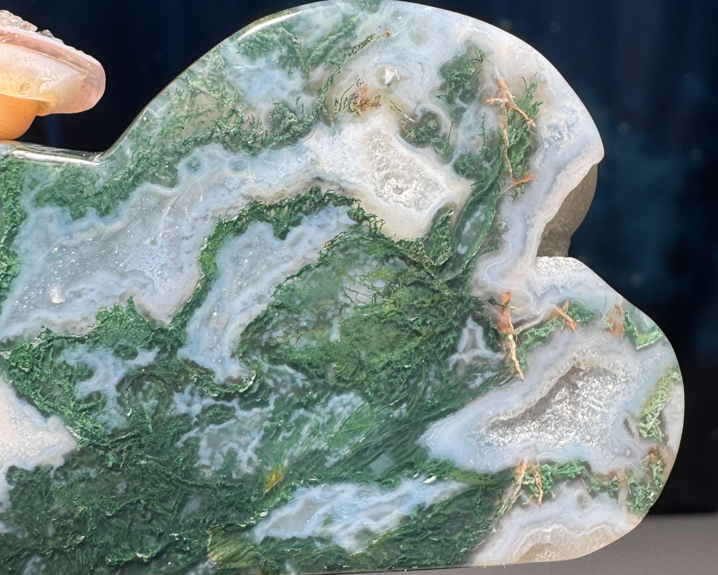 Moss Agate cloud | 3 3/8” long | 85 grams | DOES self-stand