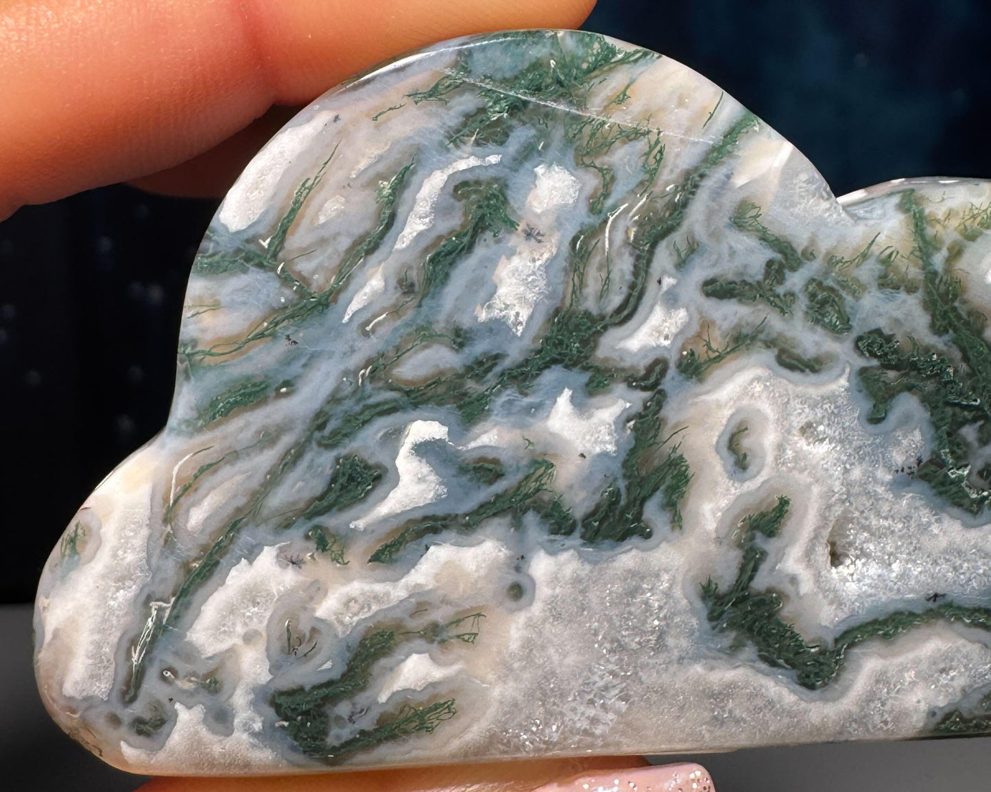 Moss Agate cloud | 3 1/2” long | 96 grams | DOES self-stand