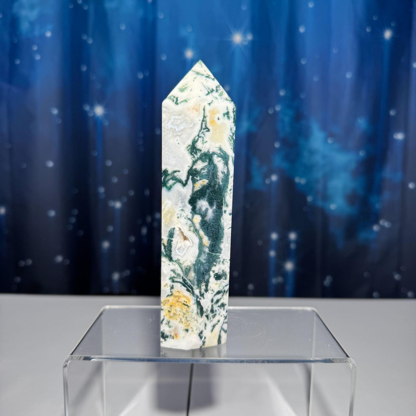 large Moss Agate tower | 6ā tall | 485 grams | with Druze | druzy pockets | milky Moss Agate | Quartz Moss Agate | Damage Discount