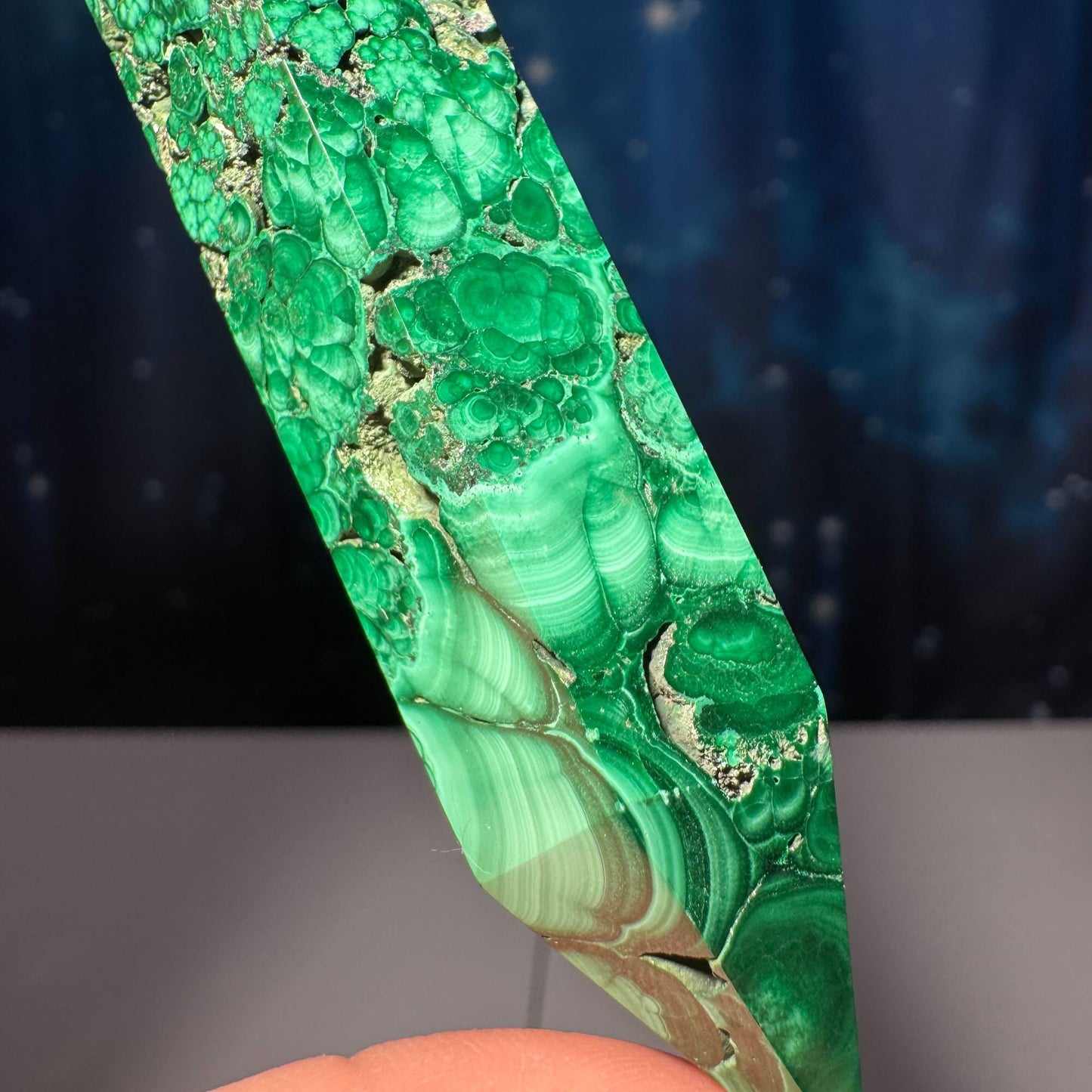 Malachite DT | 4 1/4" long | 76 grams | genuine Malachite | natural Malachite | double termination | Damage Discount