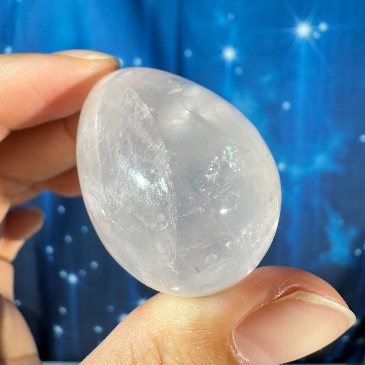 Rose Quartz Egg – 0.057 kg