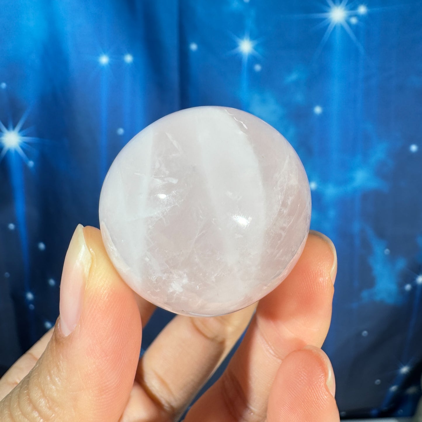 Rose Quartz Egg – 0.088 kg