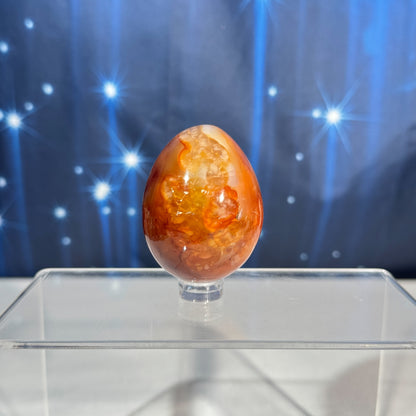 Carnelian Egg – Heated • 0.136 kg