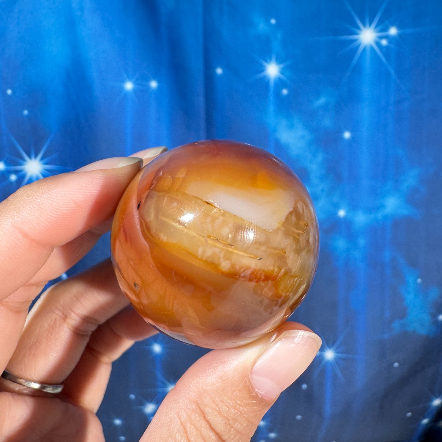 Carnelian Egg – Heated • 0.136 kg
