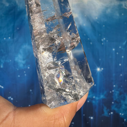Clear Quartz Point – 0.176 kg