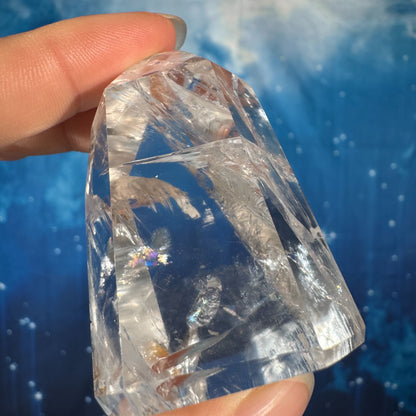 Clear Quartz Point – 0.102 kg
