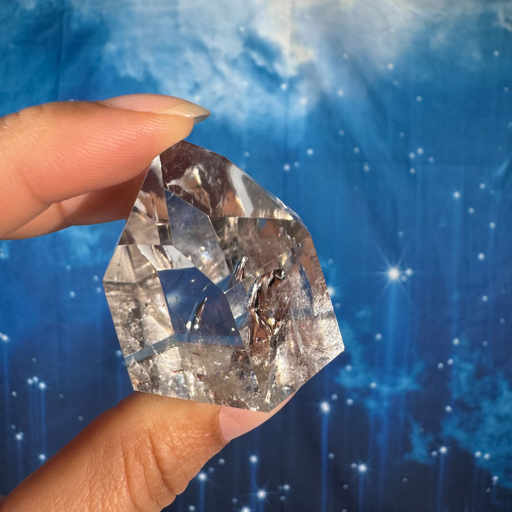 Clear Quartz Point – 0.068 kg
