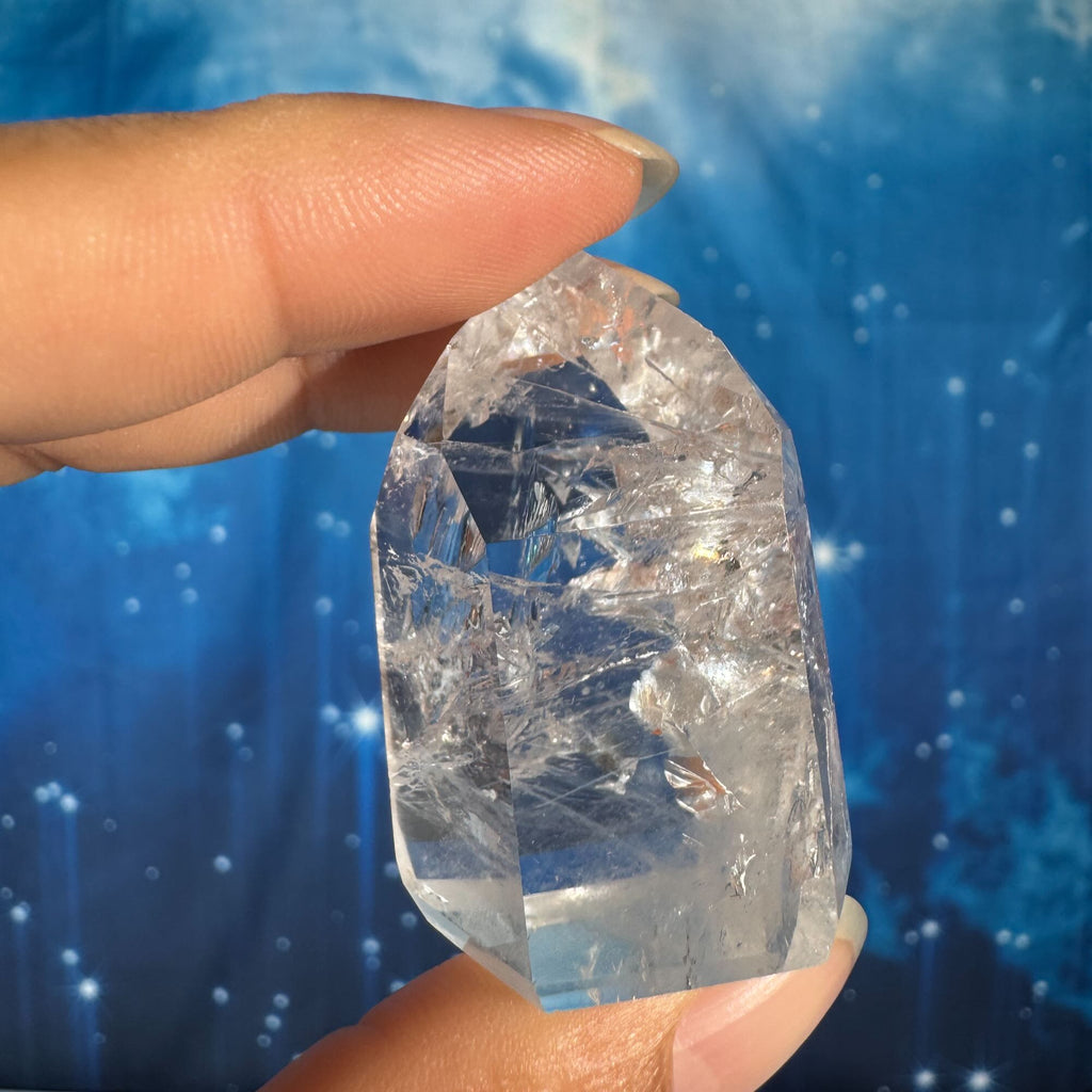 Clear Quartz Point – 0.042 kg
