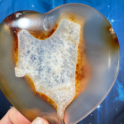 Druzy agate heart - 4 1/4" × 1/4" × 3 7/8" - 4.6 oz