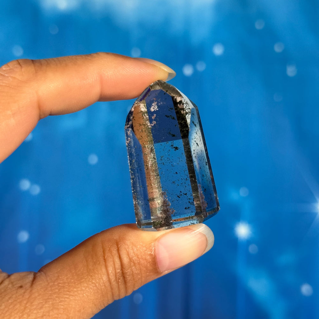 Clear Quartz Point with Chlorite – 0.034 kg