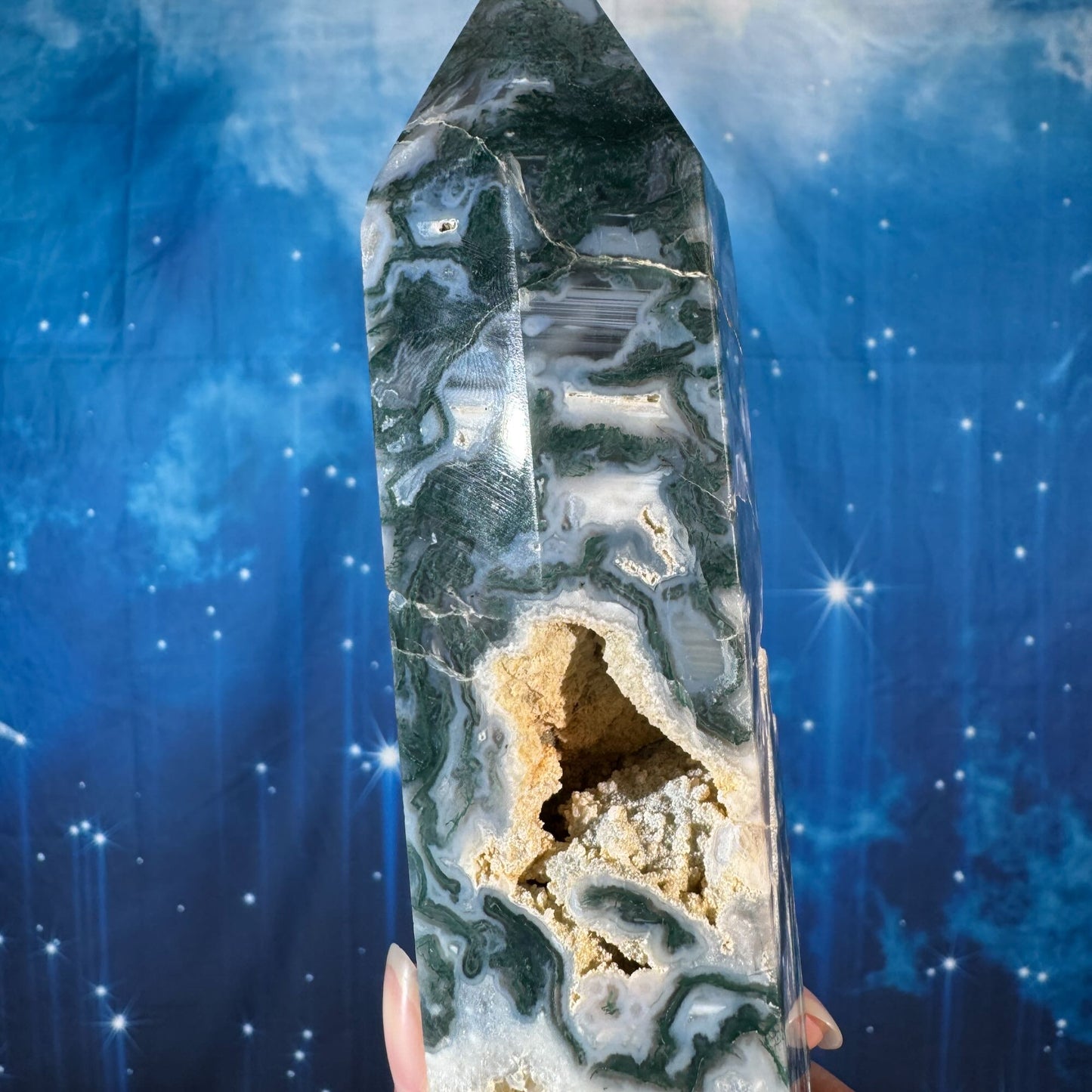 Moss Agate Tower – 1.534 kg
