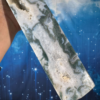 Moss Agate Tower – 1.534 kg