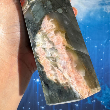 Bloodstone Tower – 1.347 kg