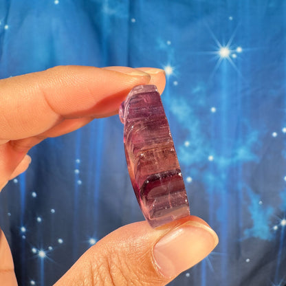 Rainbow Fluorite Unicorn – 0.020 kg