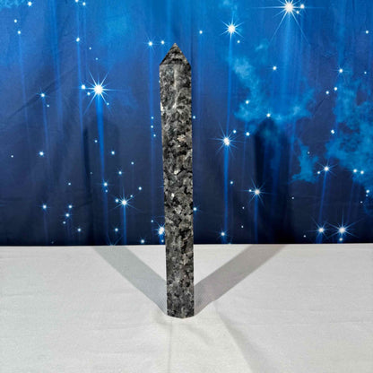 Larvikite Tower – Flashy • 1.012 kg