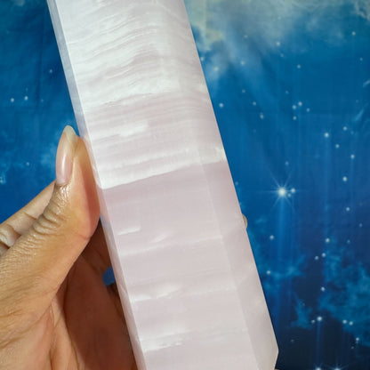 Pink Mangano Calcite Tower – 0.644 kg