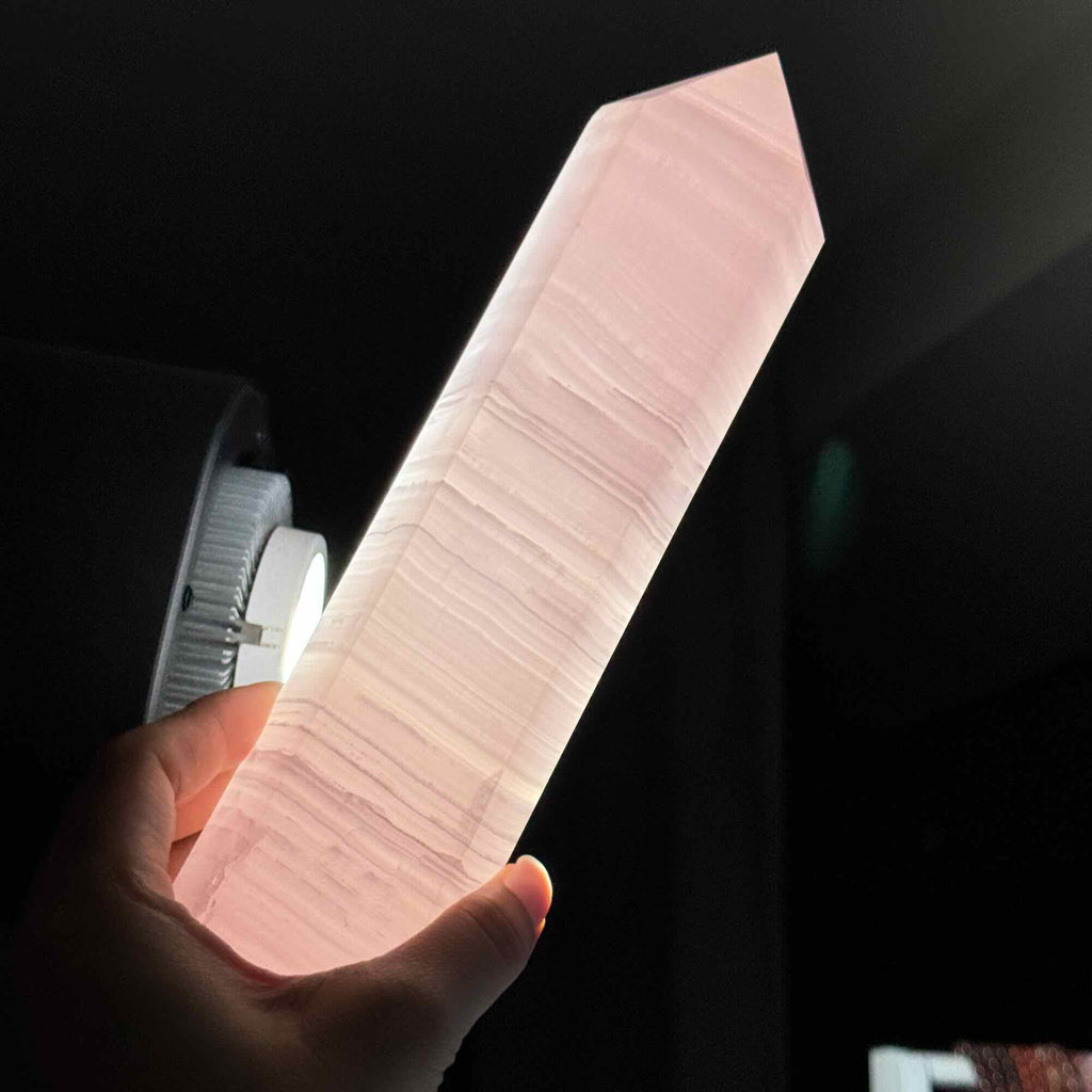 Pink Mangano Calcite Tower – 1.443 kg