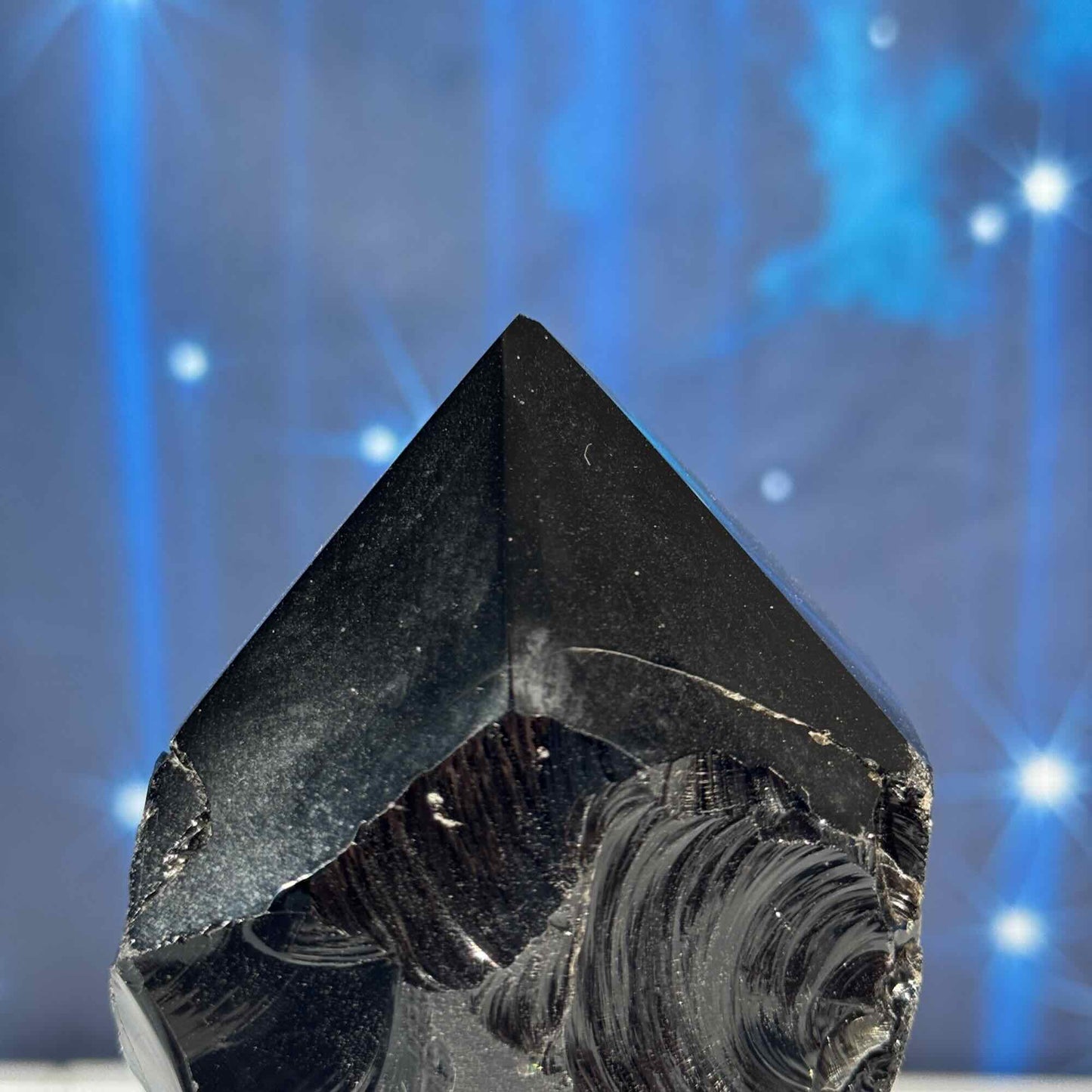 Black obsidian top polish - 2 1/2" × 2" × 3 1/4" - 12.7 oz