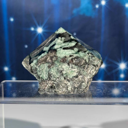 Emerald top polish - 3" × 2 1/8" × 2 3/8" - 10.3 oz