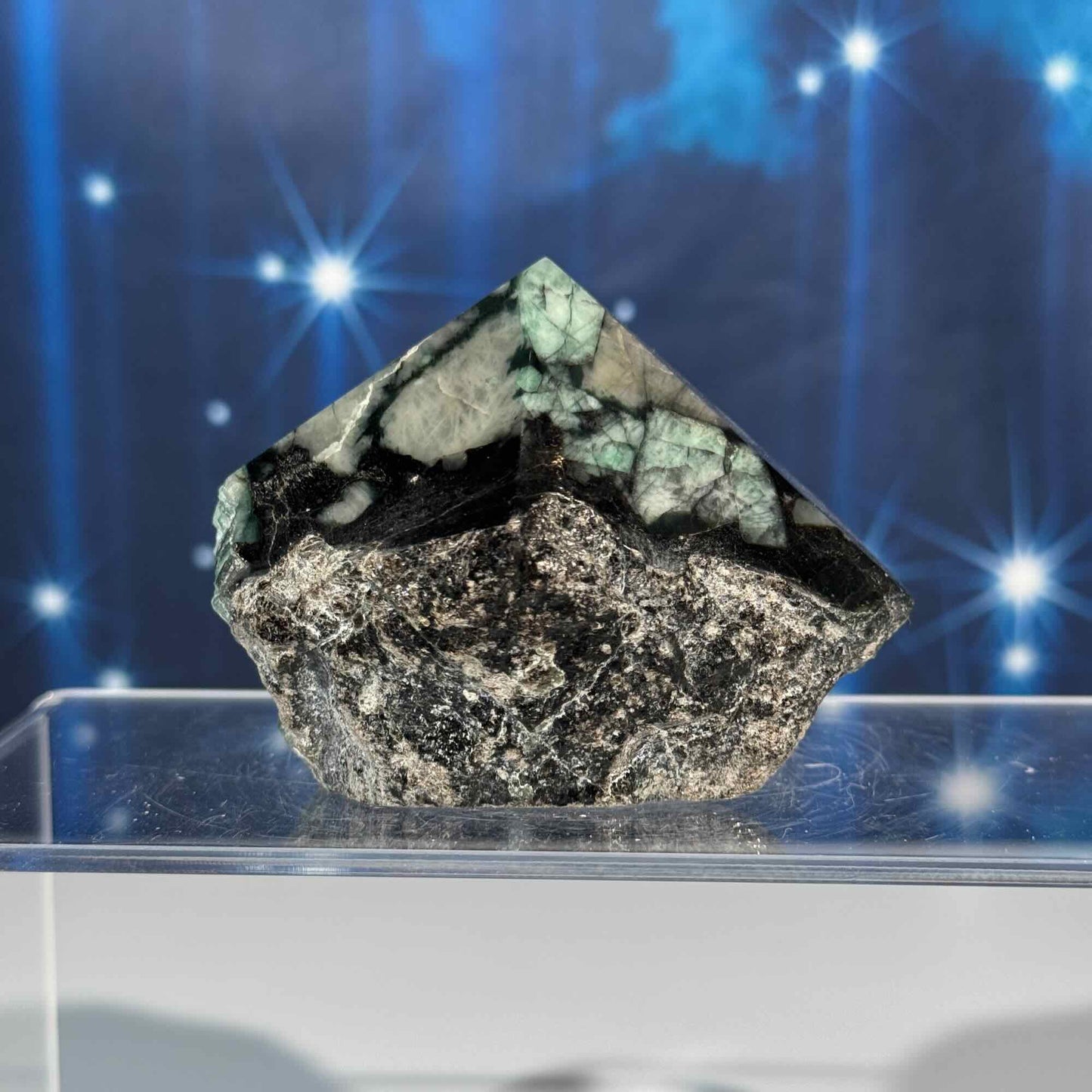 Emerald top polish - 3" × 2 1/8" × 2 3/8" - 10.3 oz