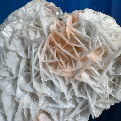 White Rose Calcite Specimen – 1.006 kg