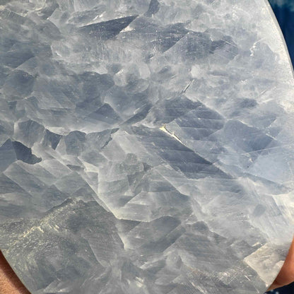 Blue calcite bowl - 6 1/8" × 4 5/8" × 1 1/4" - 1 lb 2.1 oz