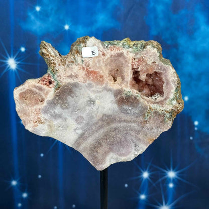 Pink amethyst on stand - 5 3/8" × 1 3/8" × 6 3/4" - 15.4 oz