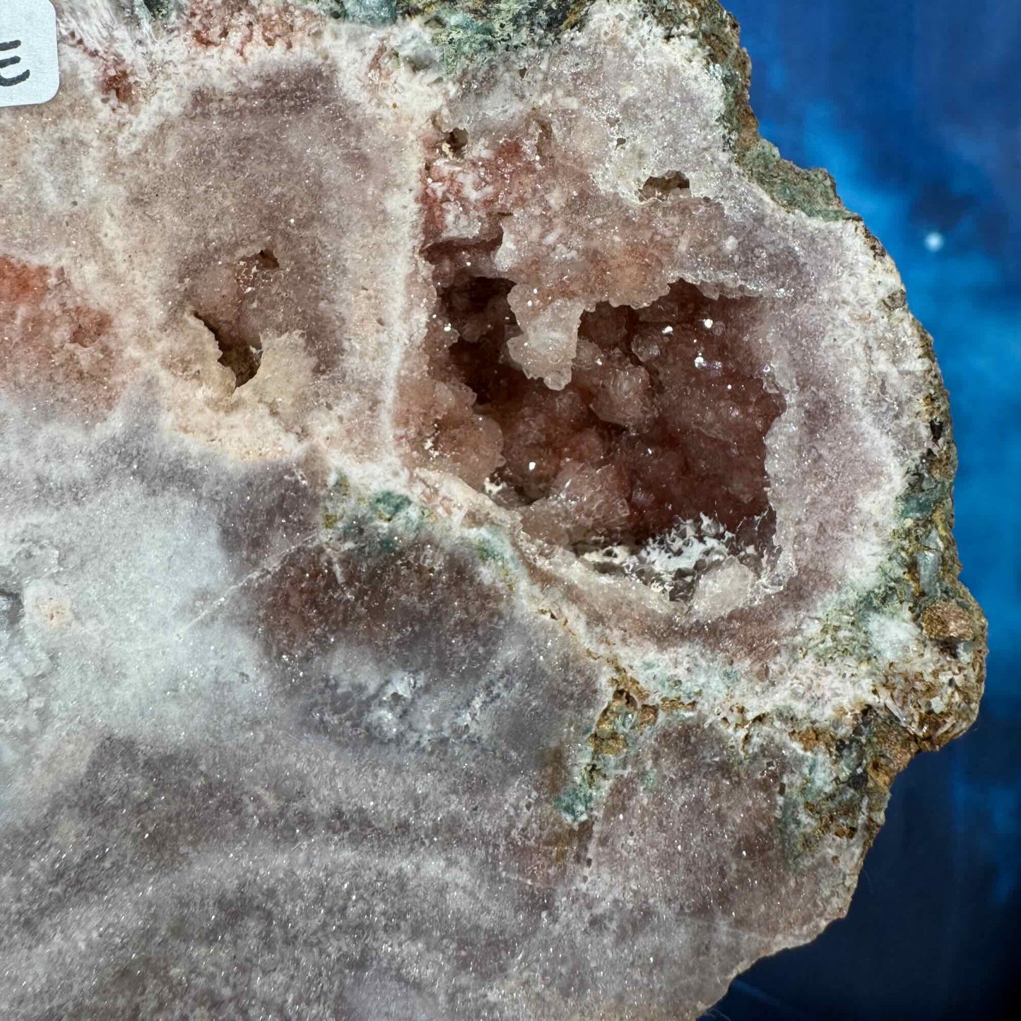 Pink amethyst on stand - 5 3/8" × 1 3/8" × 6 3/4" - 15.4 oz