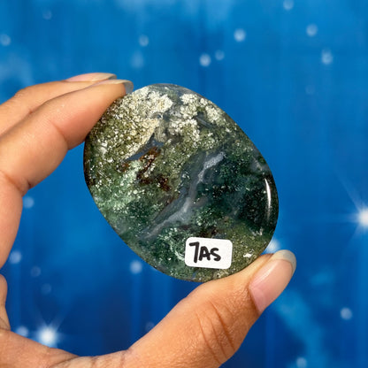 Moss Agate Flat Palmstone – 0.032 kg