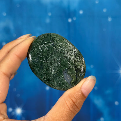 Moss Agate Flat Palmstone – 0.032 kg