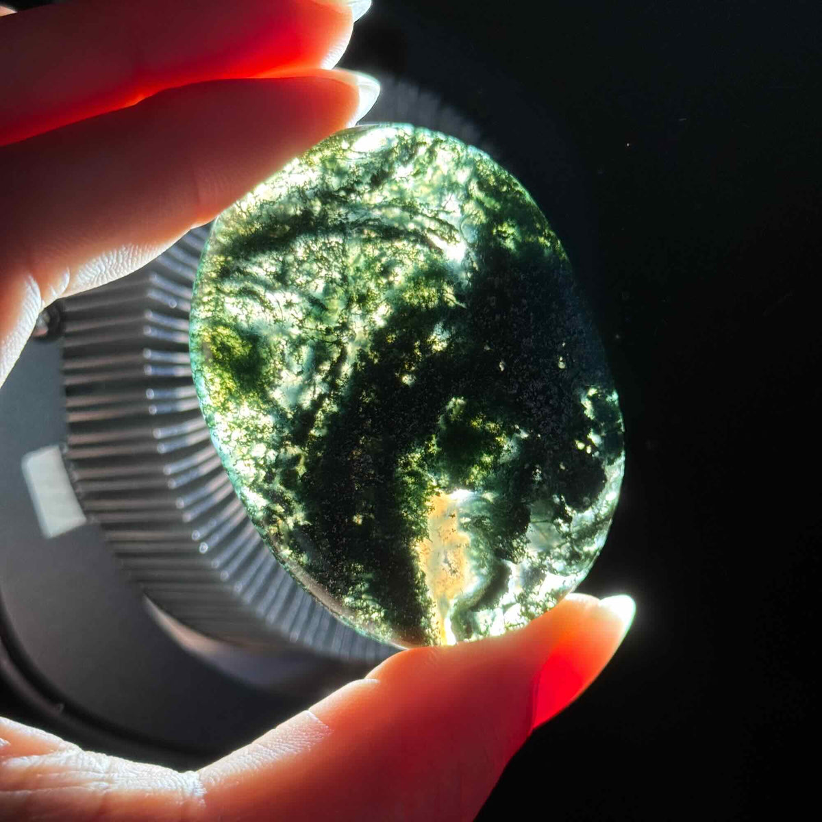 Moss Agate Flat Palmstone – 0.032 kg
