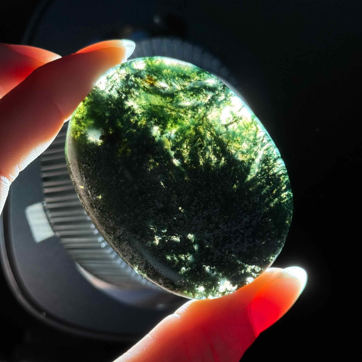 Moss Agate Flat Palmstone – 0.042 kg