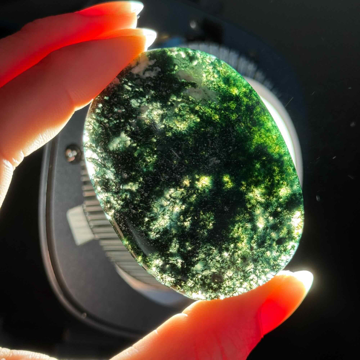 Moss Agate Flat Palmstone – 0.039 kg