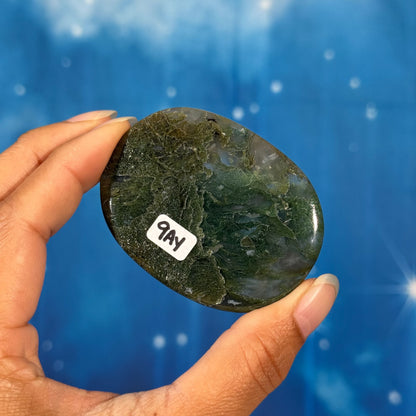 Moss Agate Flat Palmstone – 0.045 kg